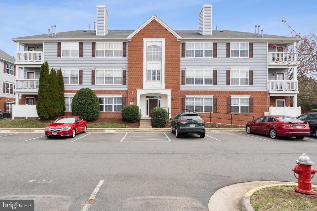 635 CONSTELLATION SQUARE SE G