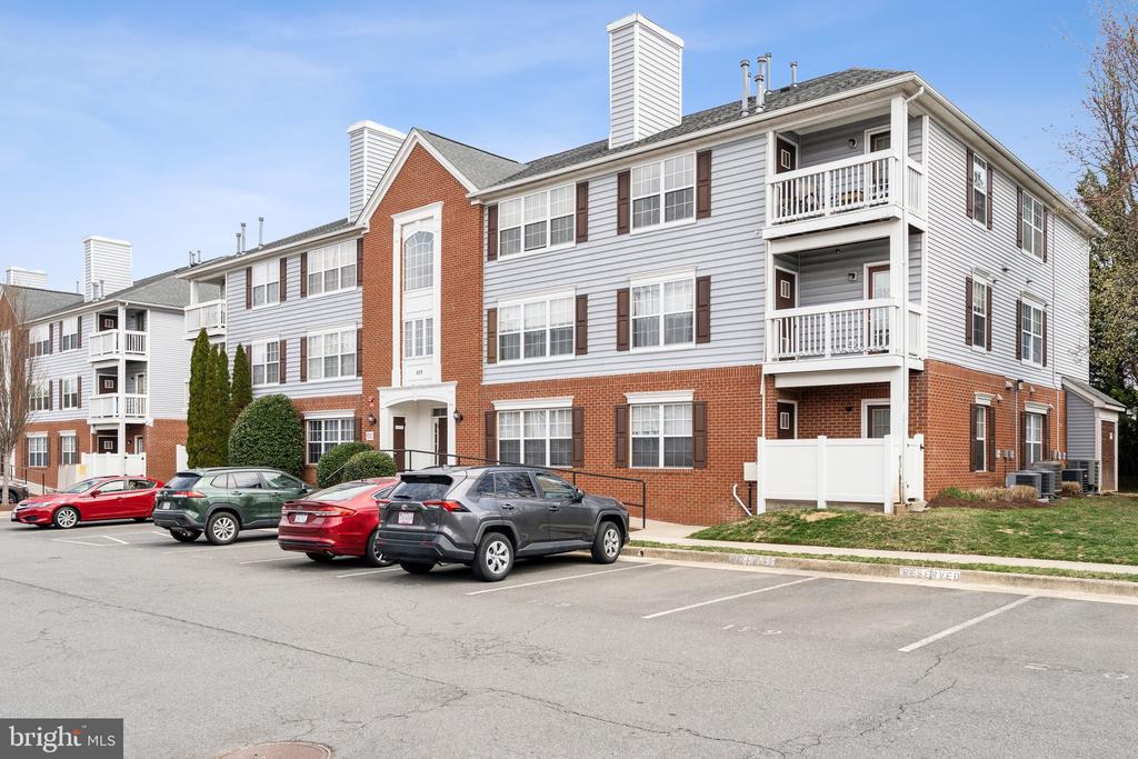 635 CONSTELLATION SQUARE SE G