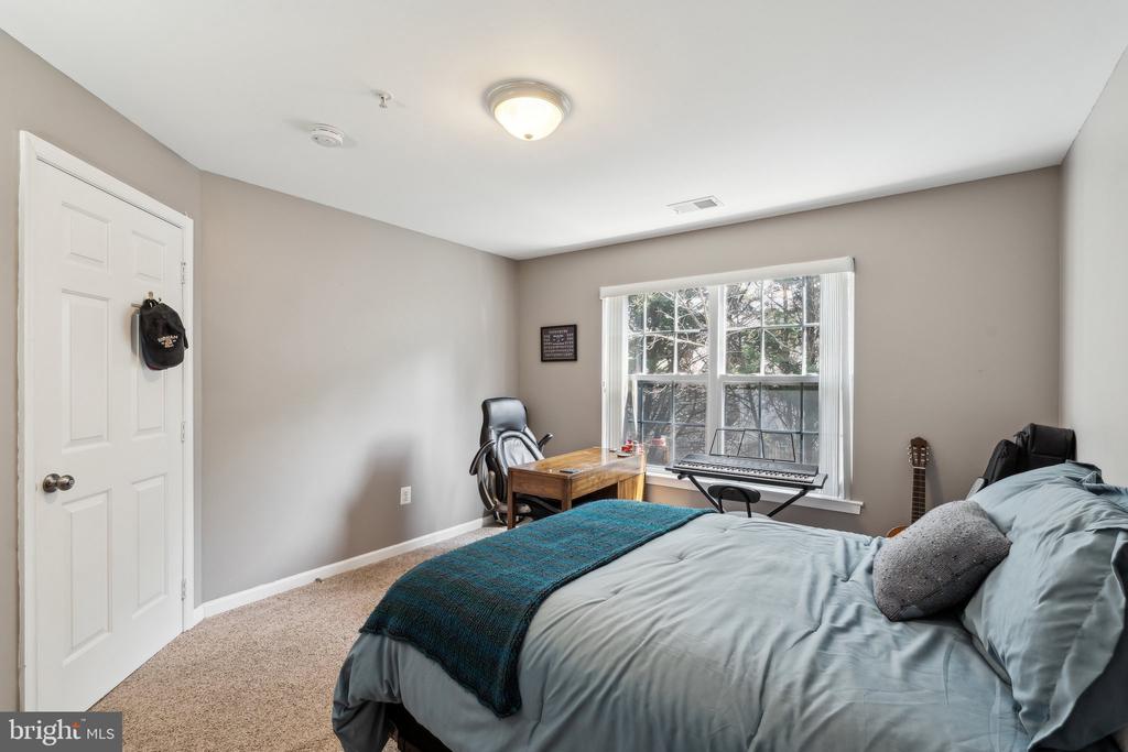 635 CONSTELLATION SQUARE SE G