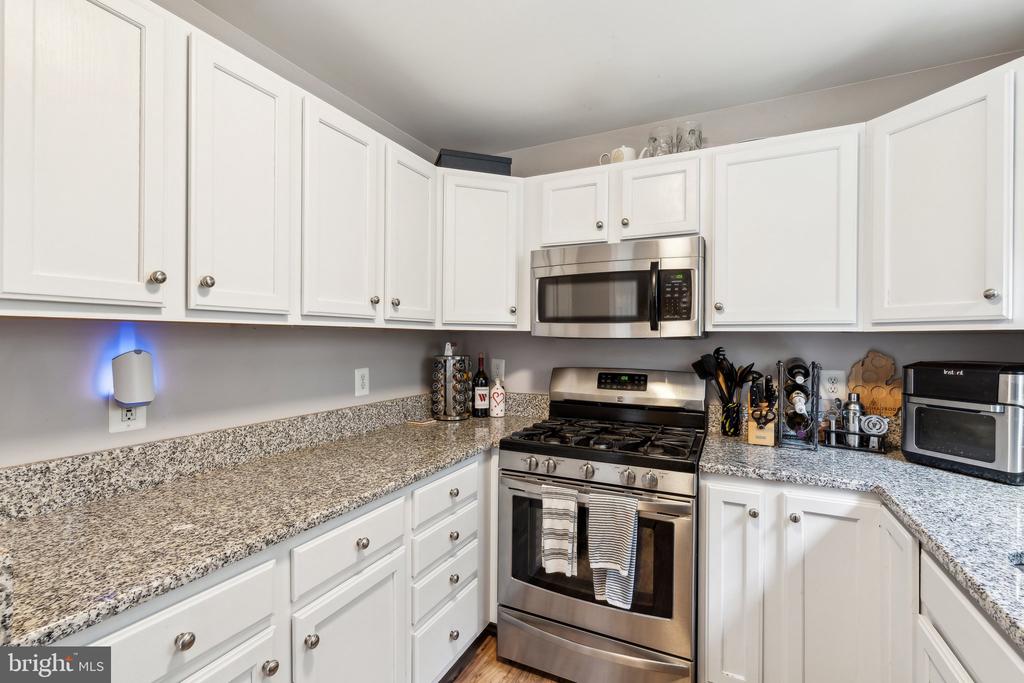 635 CONSTELLATION SQUARE SE G