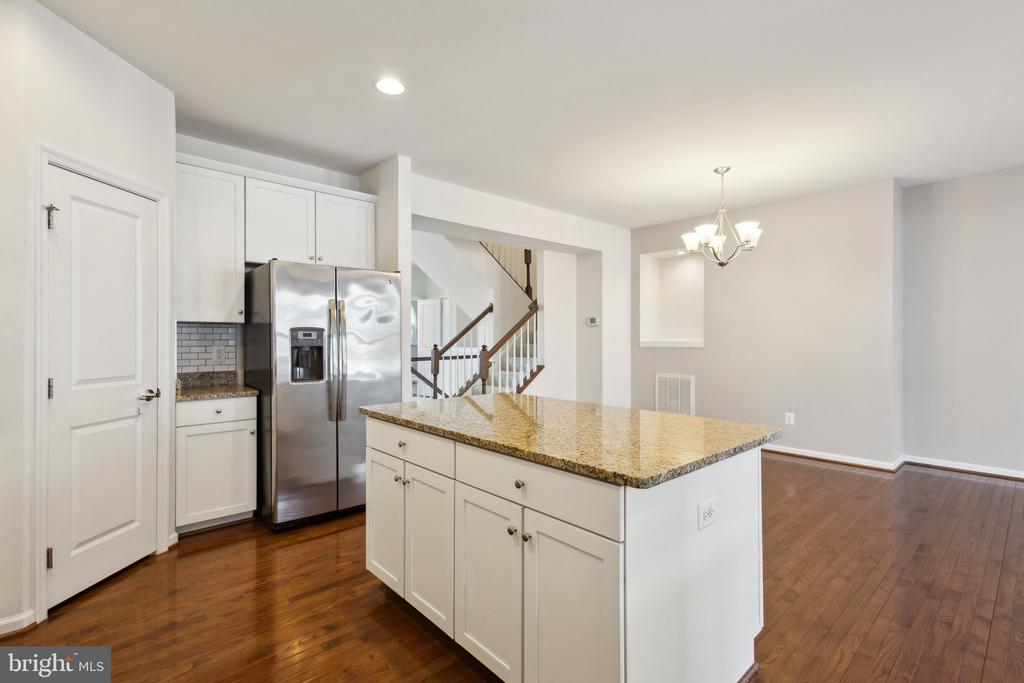 41509 SAGEFIELD SQUARE