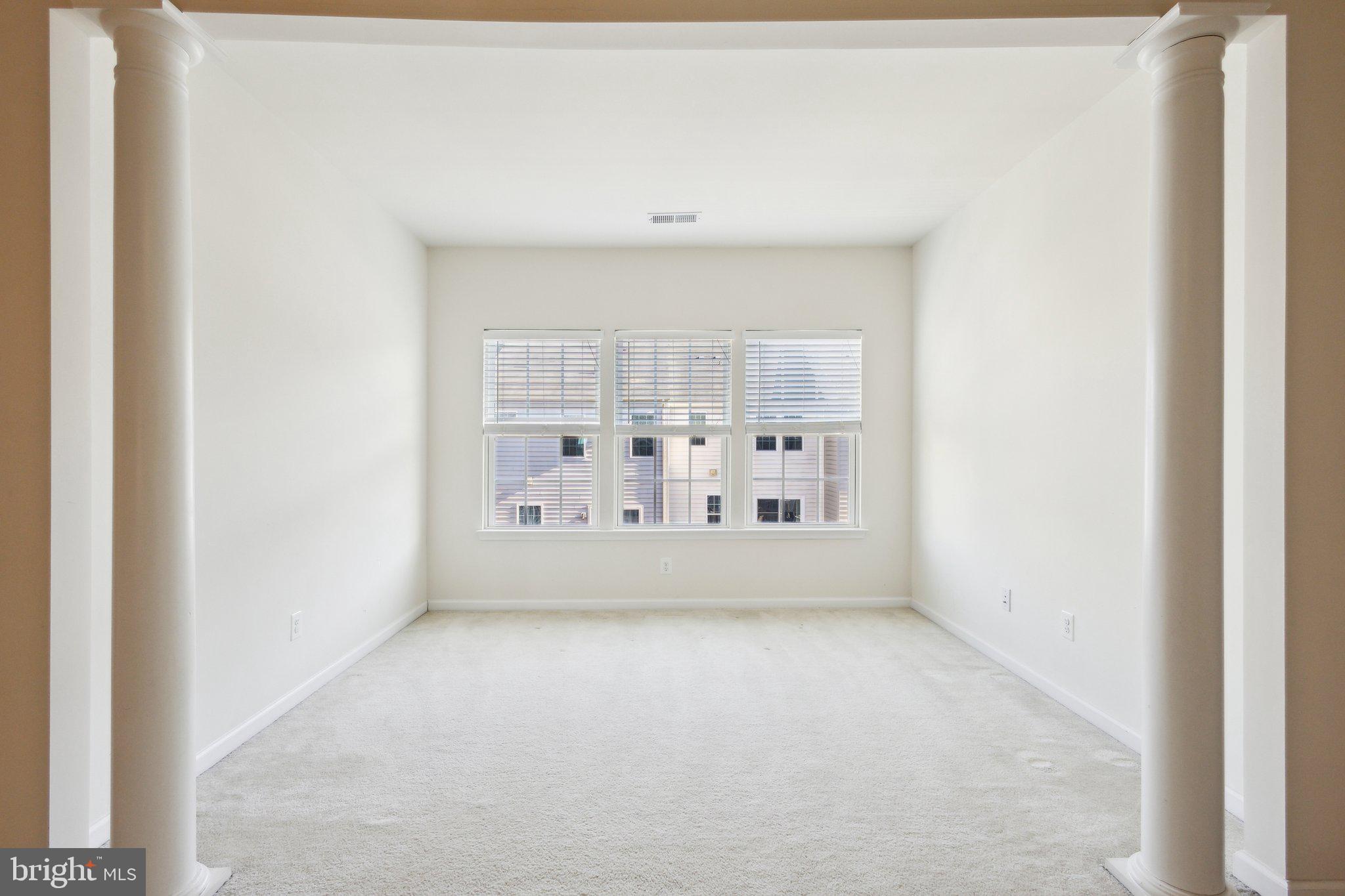 41509 SAGEFIELD SQUARE