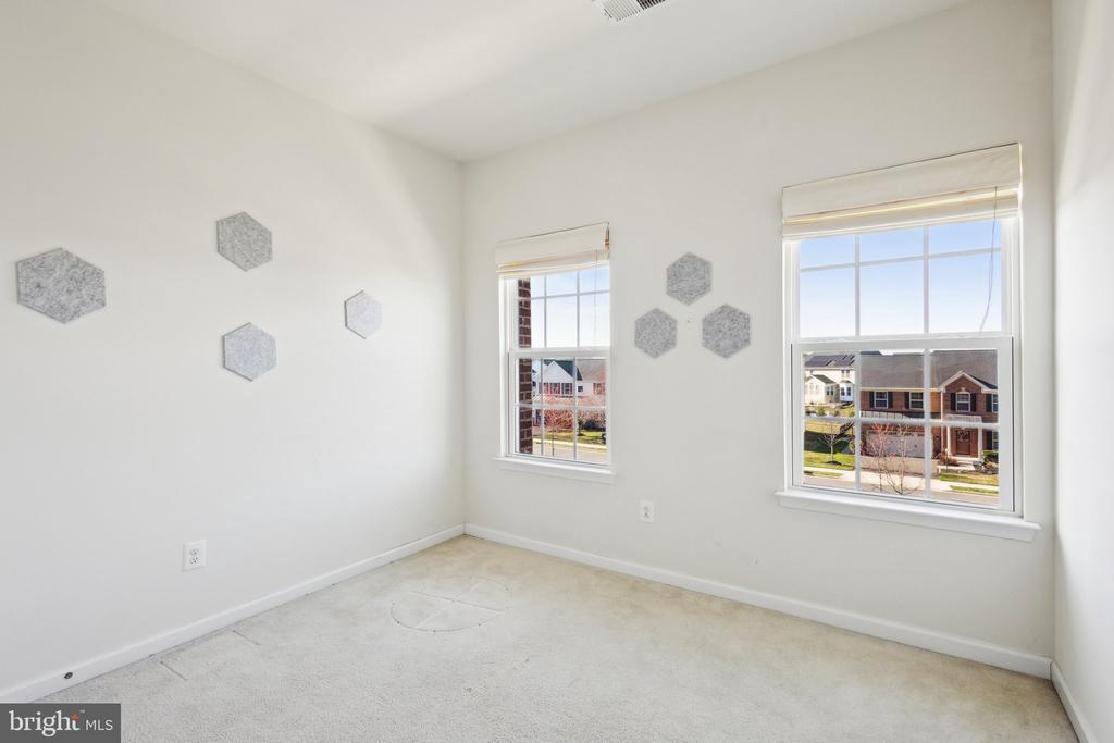 41509 SAGEFIELD SQUARE