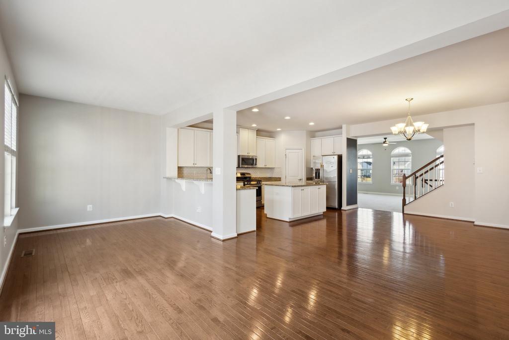 41509 SAGEFIELD SQUARE