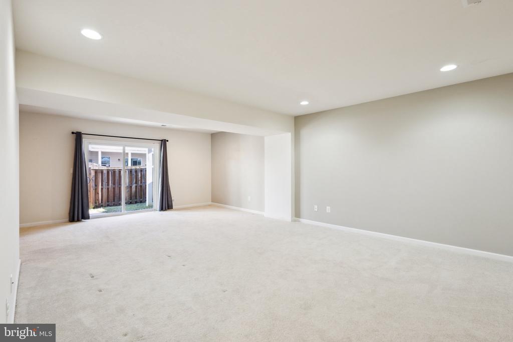 41509 SAGEFIELD SQUARE