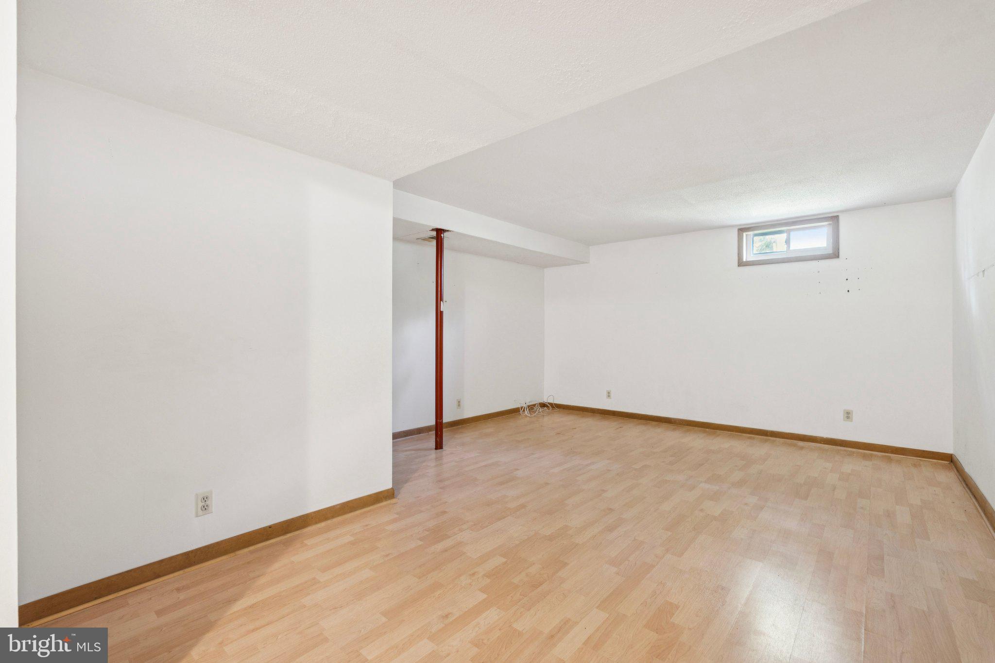115 S DICKENSON AVENUE