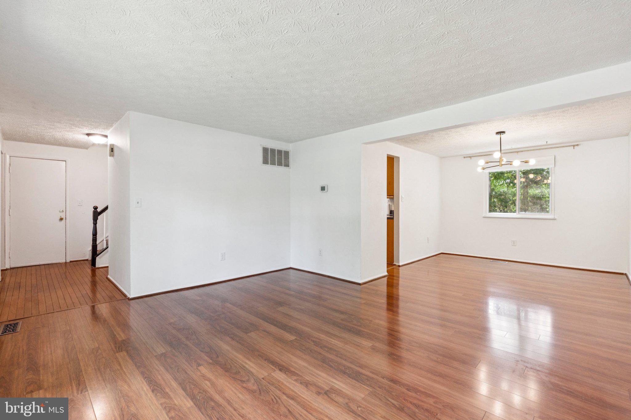 115 S DICKENSON AVENUE