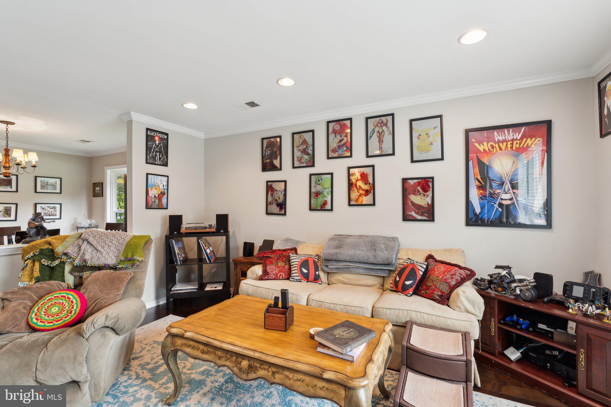 7 MCCARTY COURT