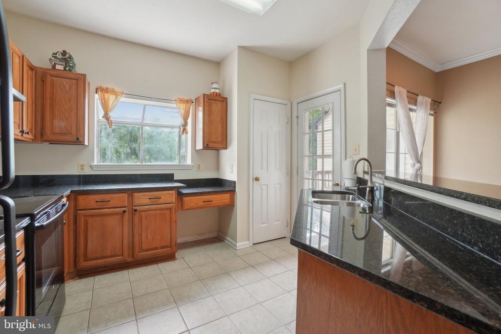 660 GATEWAY DRIVE SE 109