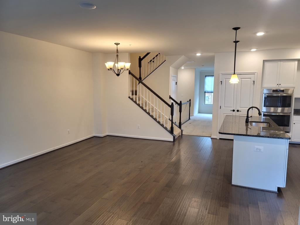41438 BLACK CHERRY TERRACE