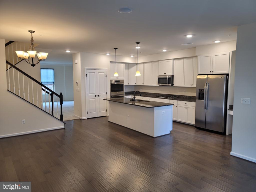 41438 BLACK CHERRY TERRACE