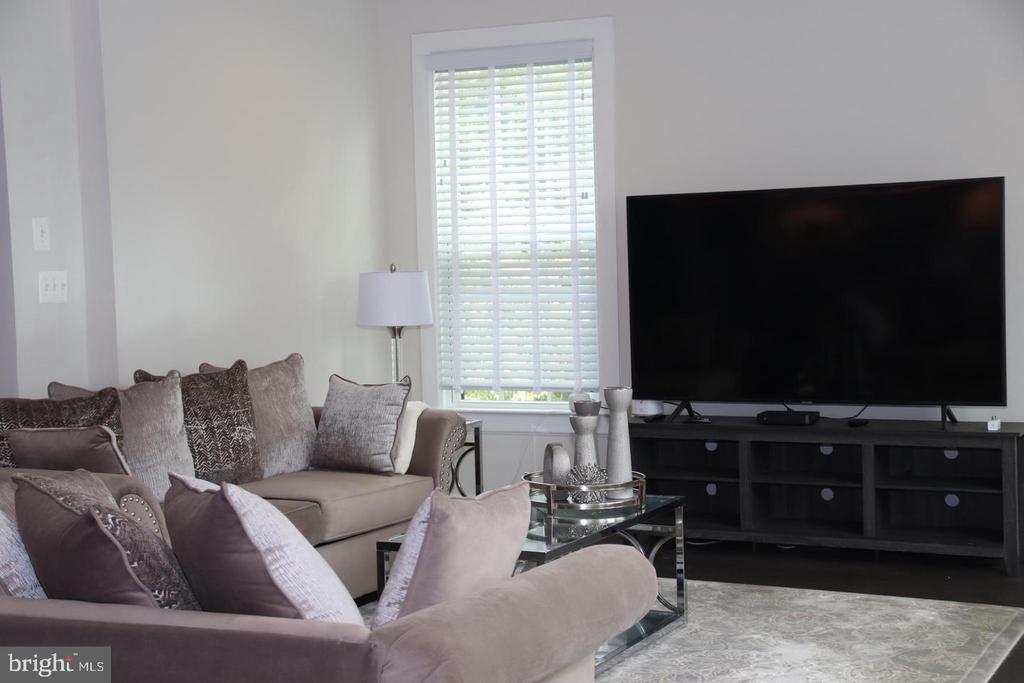 26722 MARBURY ESTATES DRIVE
