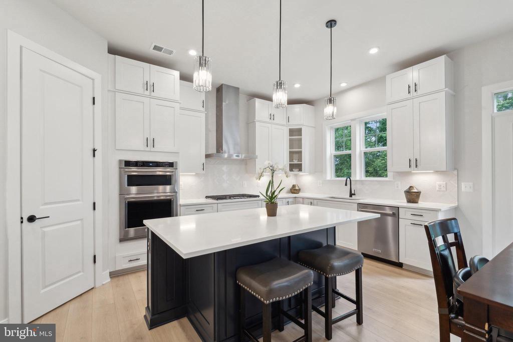 24940 PEACH RIDGE COURT