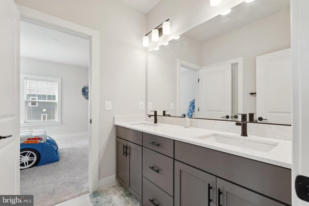 24940 PEACH RIDGE COURT