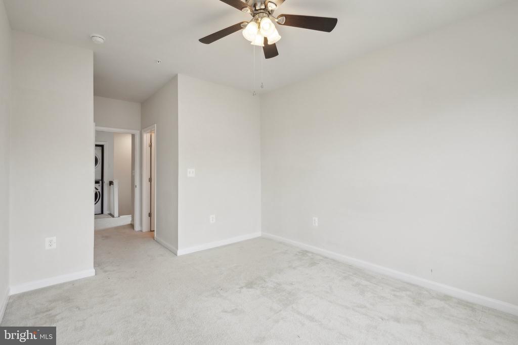 23235 MILLTOWN KNOLL SQUARE 106
