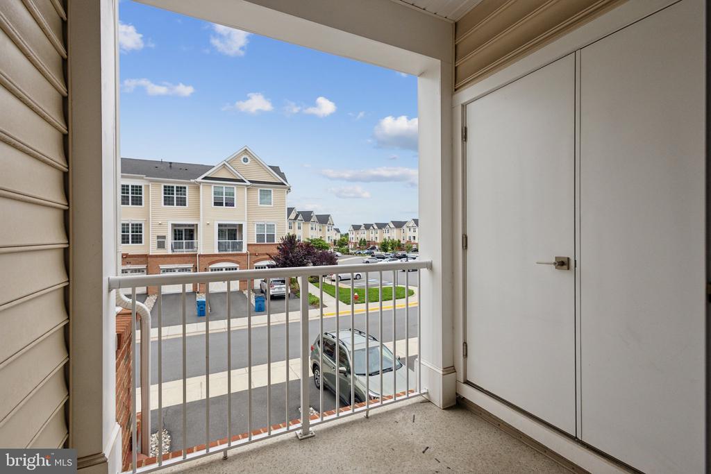 23235 MILLTOWN KNOLL SQUARE 106