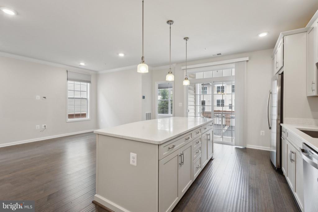23235 MILLTOWN KNOLL SQUARE 106