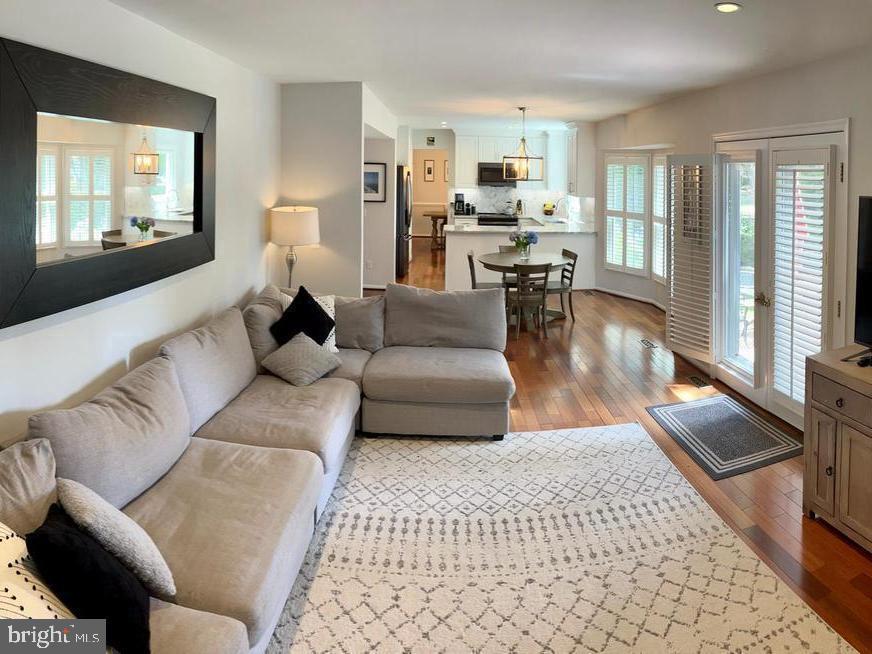20053 GREAT FALLS FOREST DRIVE