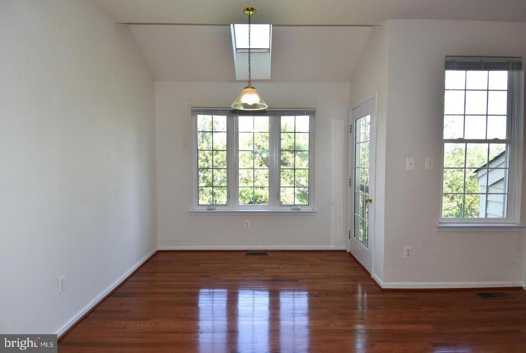 25240 LYON TERRACE