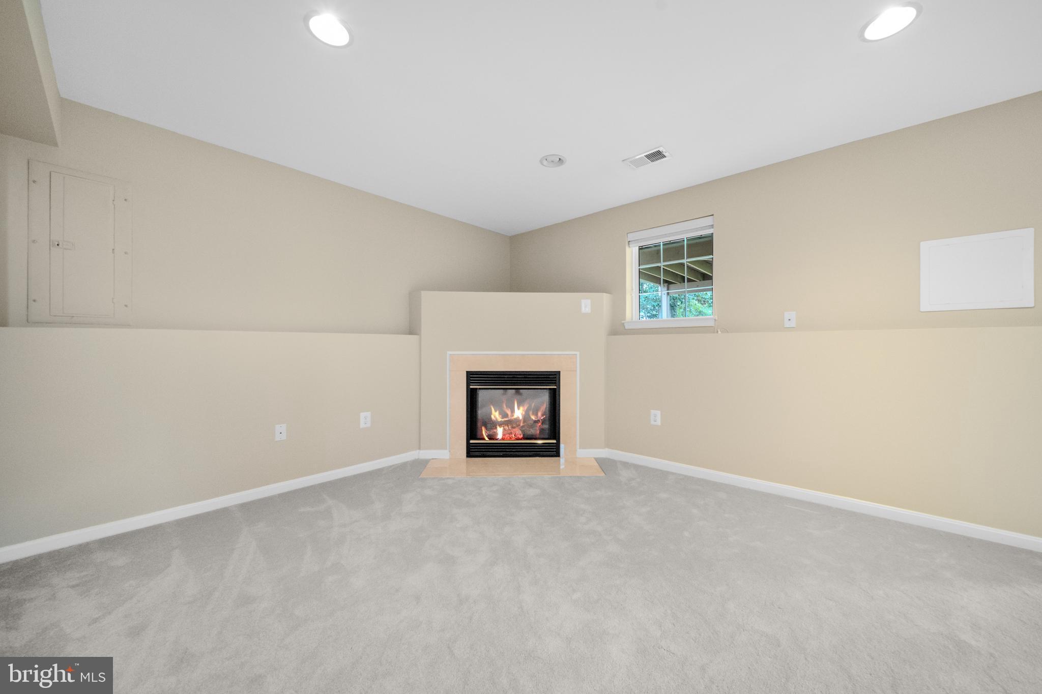 43444 QUENTIN STREET
