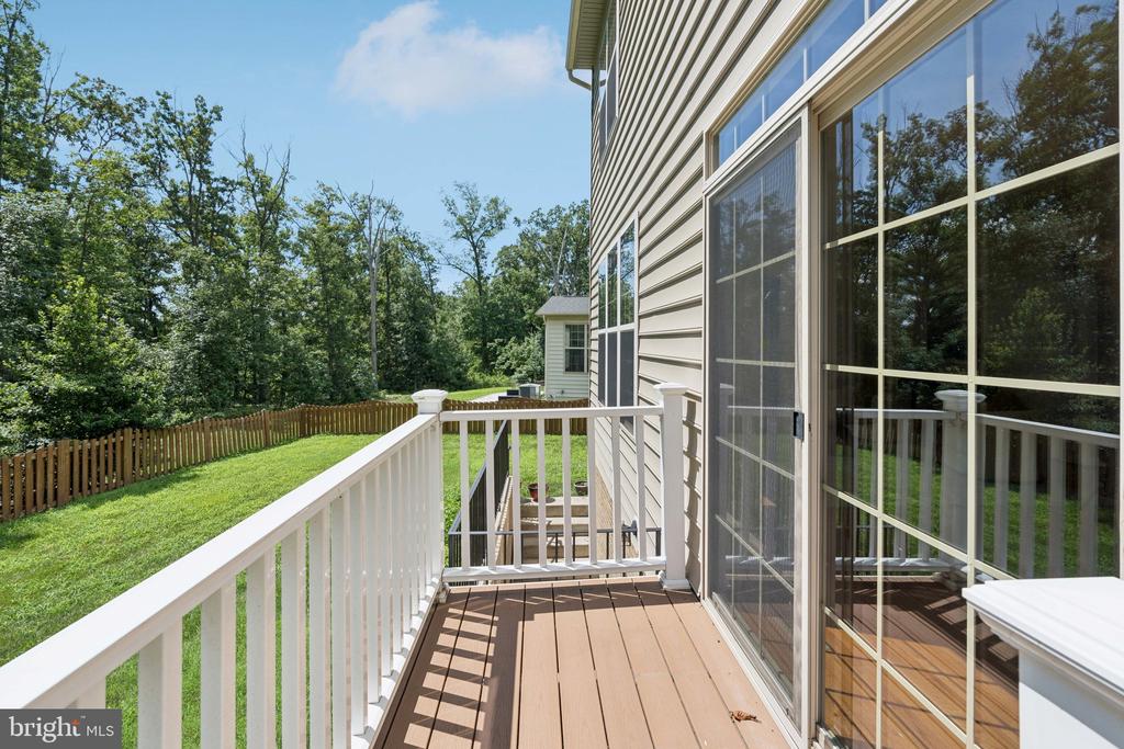 42121 OAK CREST CIRCLE