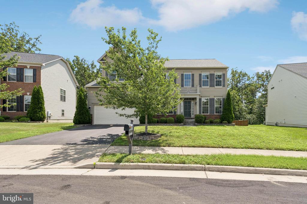 42121 OAK CREST CIRCLE