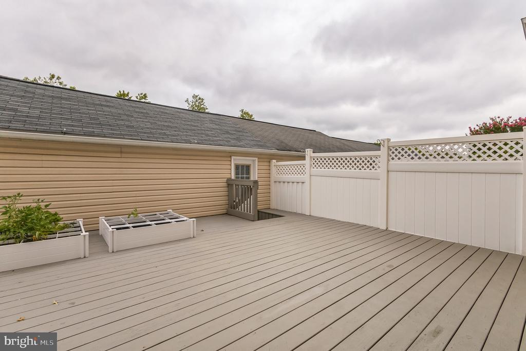 42753 STADLER LANE