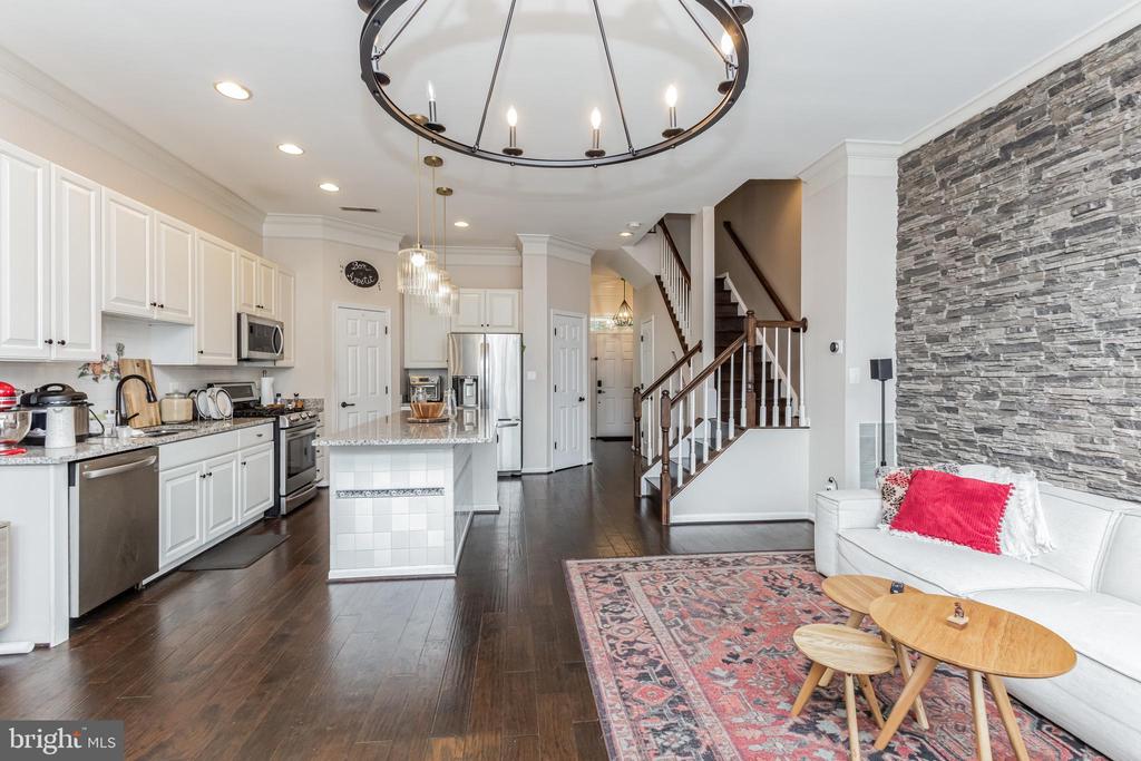 42753 STADLER LANE