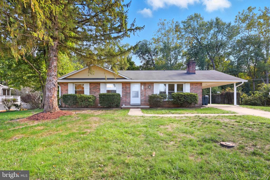 300 E LOUDOUN VALLEY DRIVE