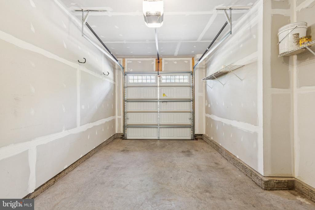 42114 PIEBALD SQUARE
