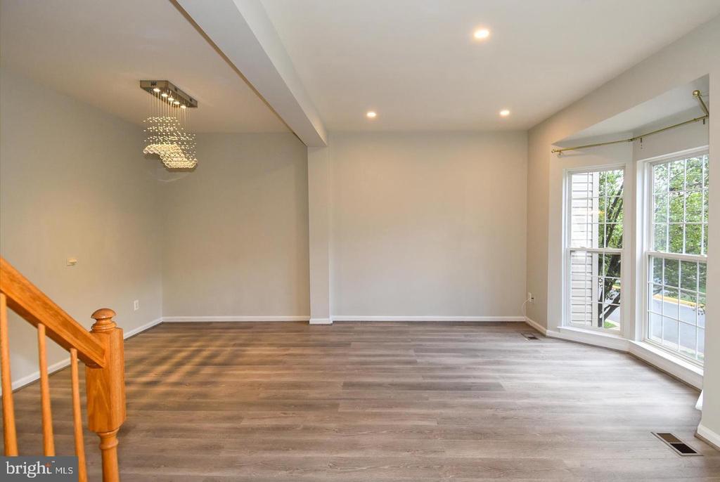 21786 MORNINGTON CRESENT TERRACE