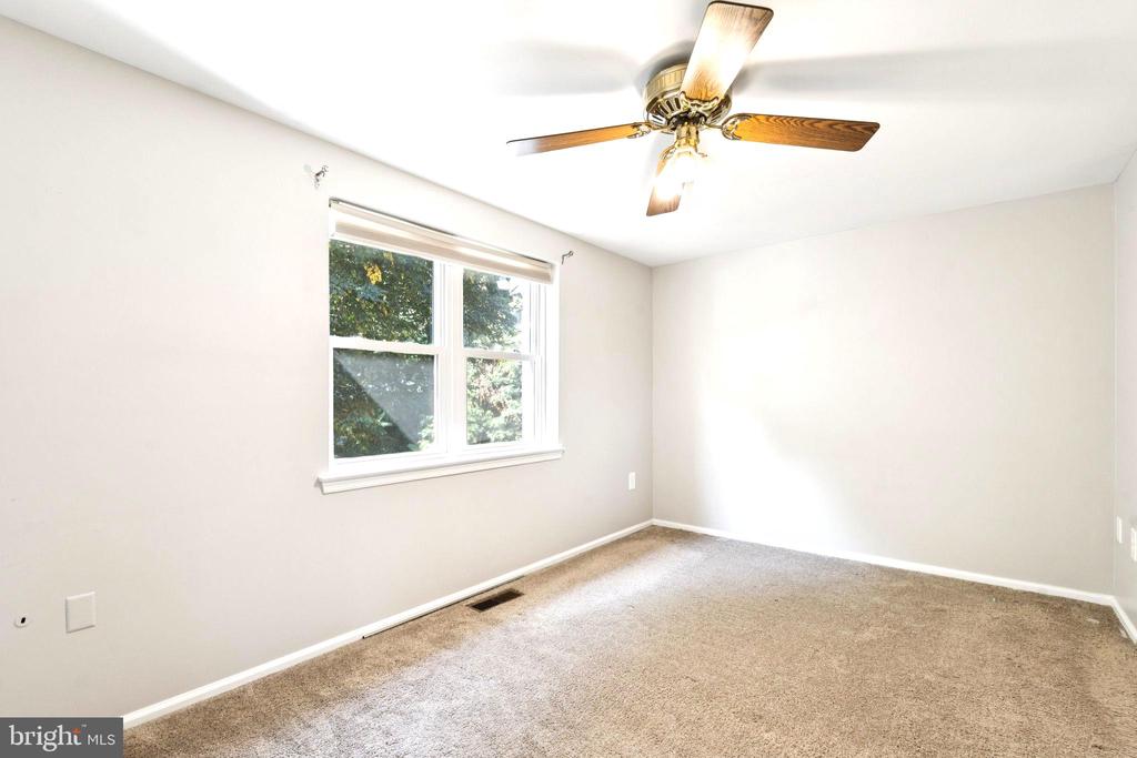 32 DORRELL COURT