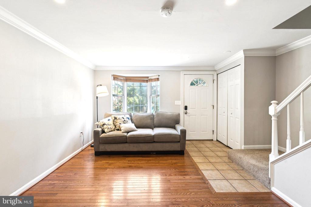 32 DORRELL COURT