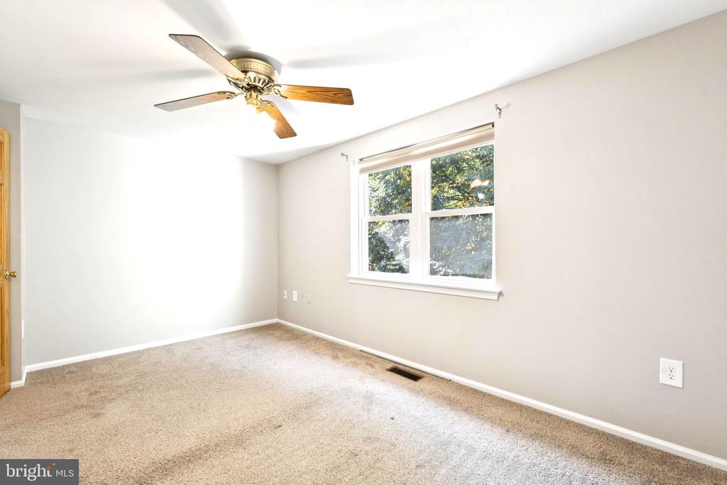 32 DORRELL COURT