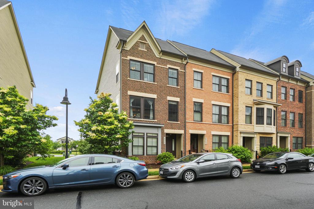20405 CODMAN DRIVE