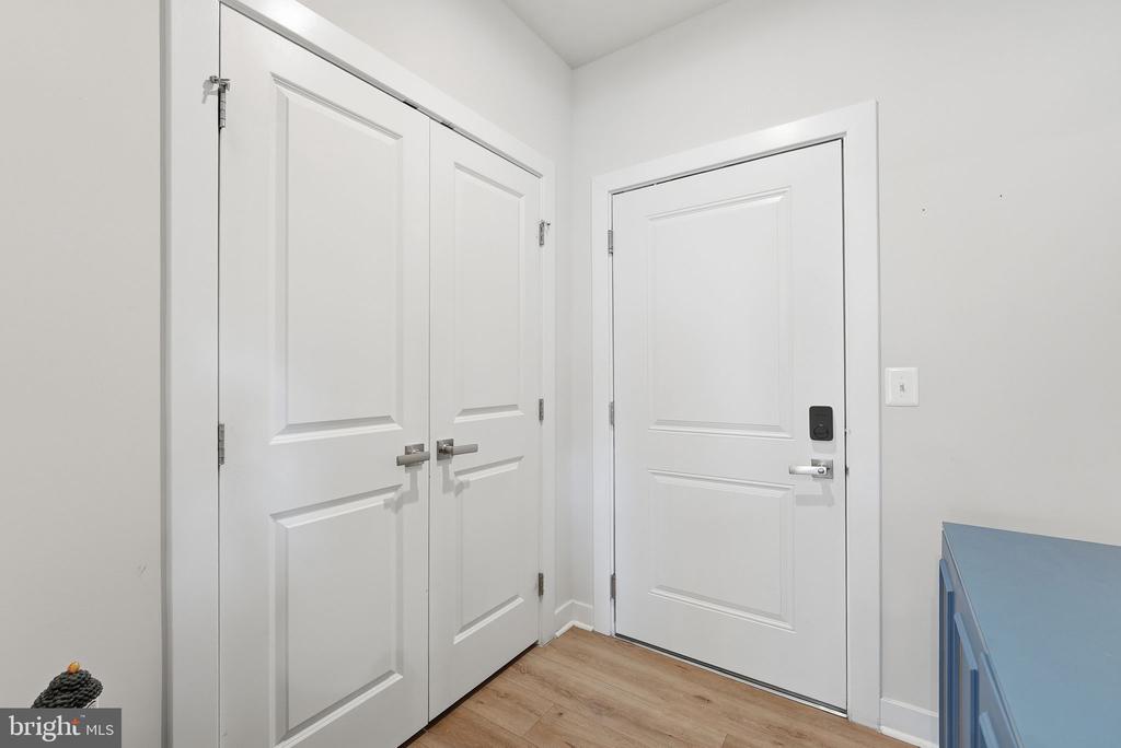 46294 MOUNT MILSTEAD TERRACE 305