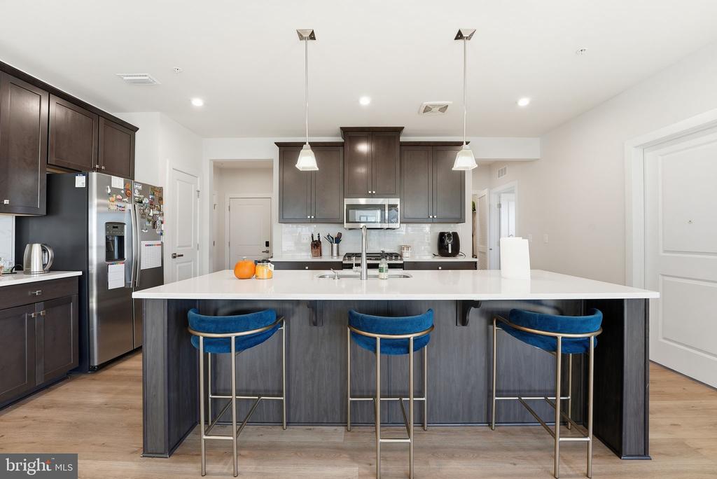 46294 MOUNT MILSTEAD TERRACE 305