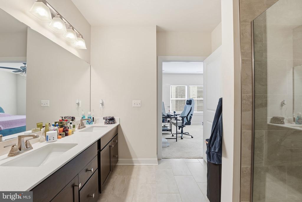46294 MOUNT MILSTEAD TERRACE 305