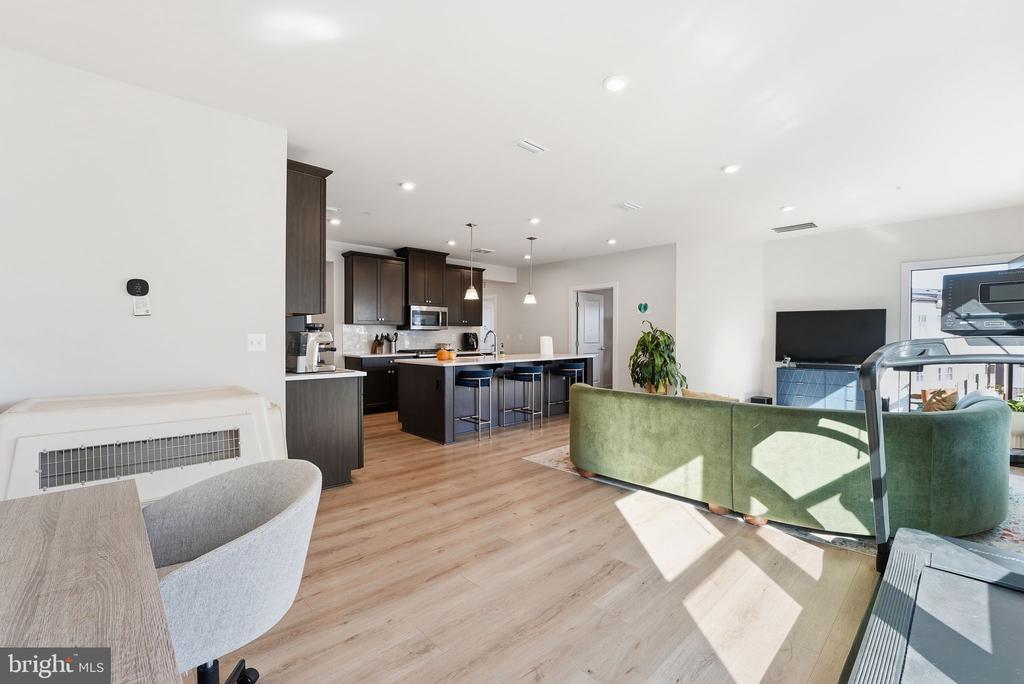 46294 MOUNT MILSTEAD TERRACE 305
