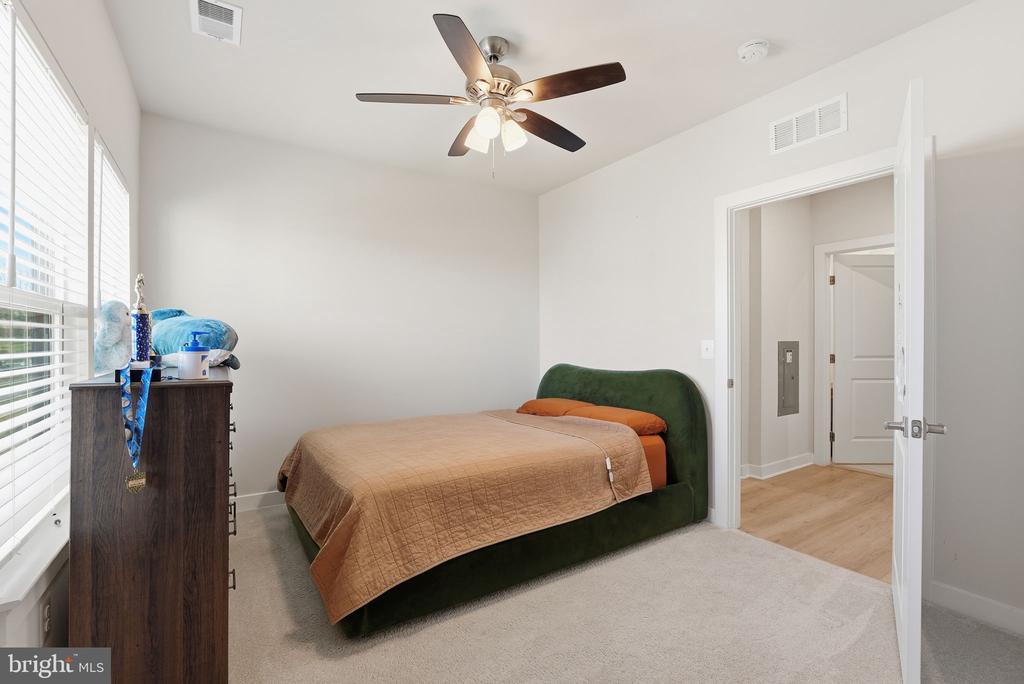 46294 MOUNT MILSTEAD TERRACE 305