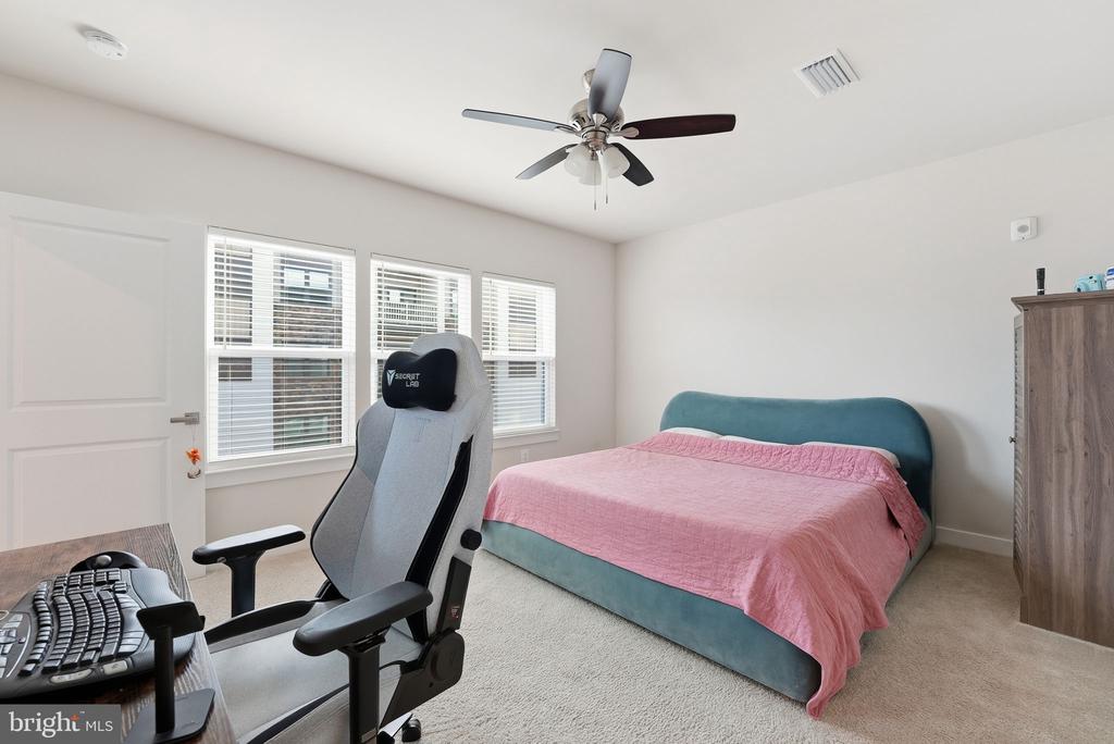 46294 MOUNT MILSTEAD TERRACE 305