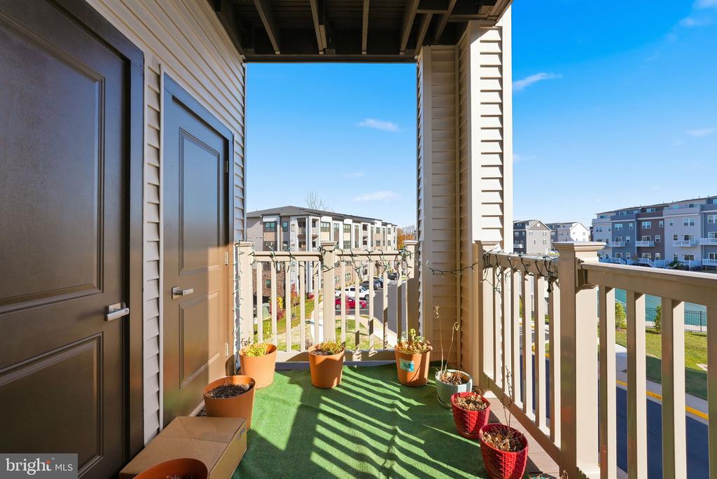 46294 MOUNT MILSTEAD TERRACE 305