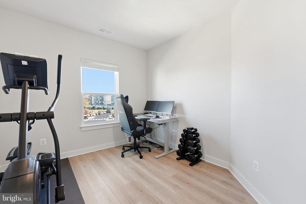 46294 MOUNT MILSTEAD TERRACE 305