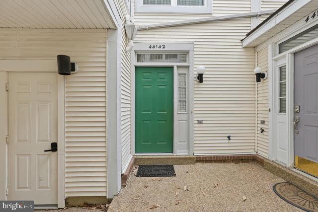 44142 SHADY GLEN TERRACE