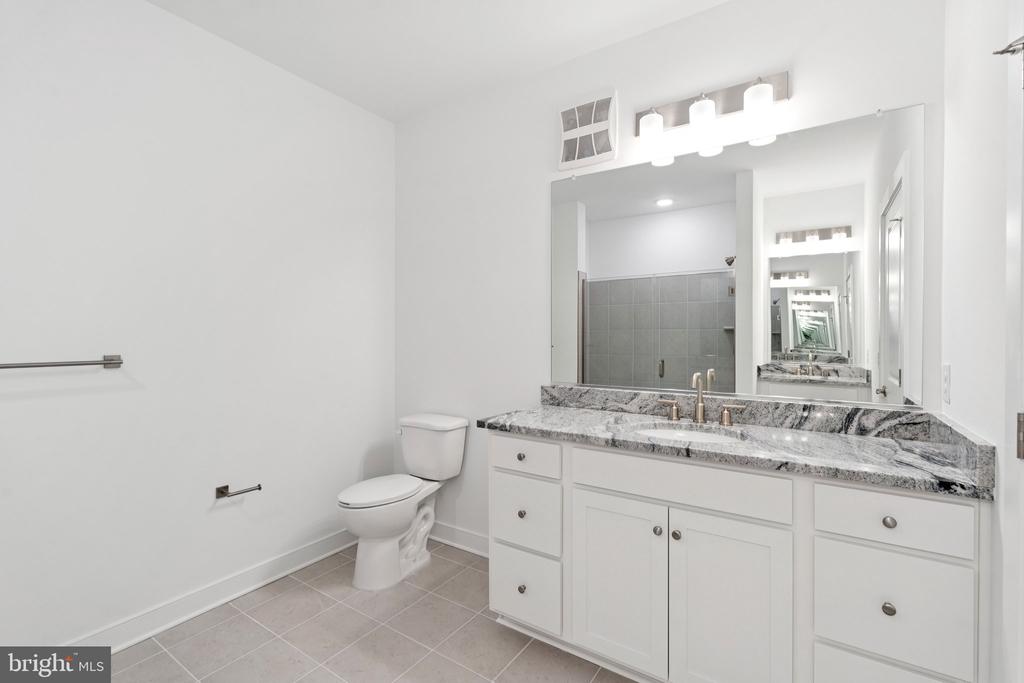 21731 DOVEKIE TERRACE 505