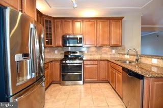 43144 SUNDERLAND TERRACE 402
