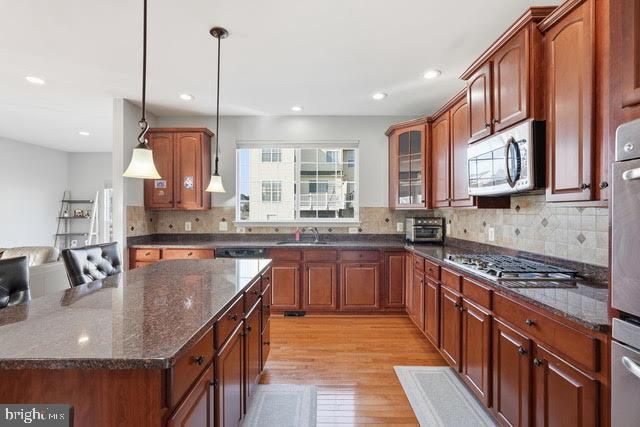 43281 GOOSEFOOT SQUARE