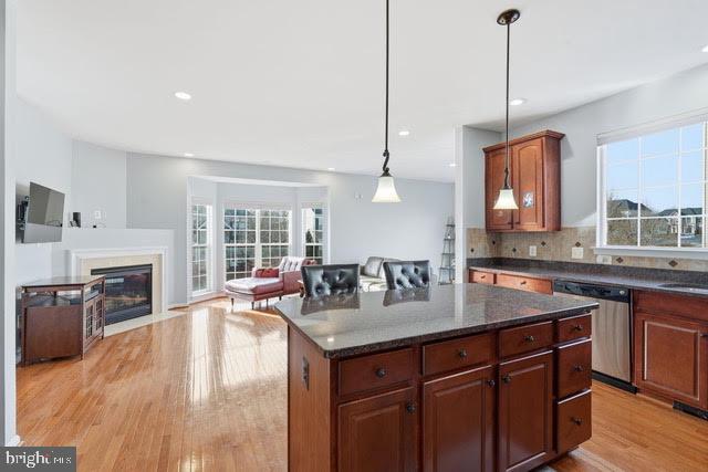 43281 GOOSEFOOT SQUARE