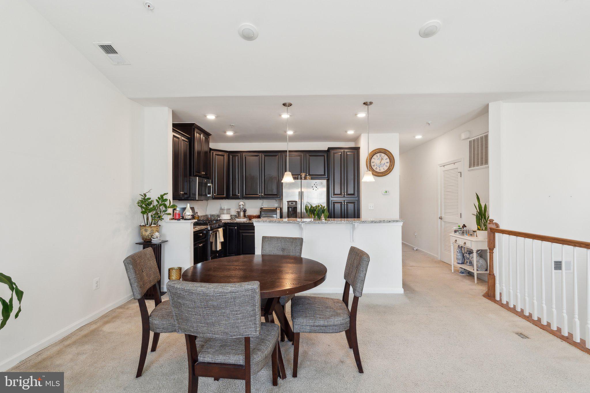 42116 PIEBALD SQUARE