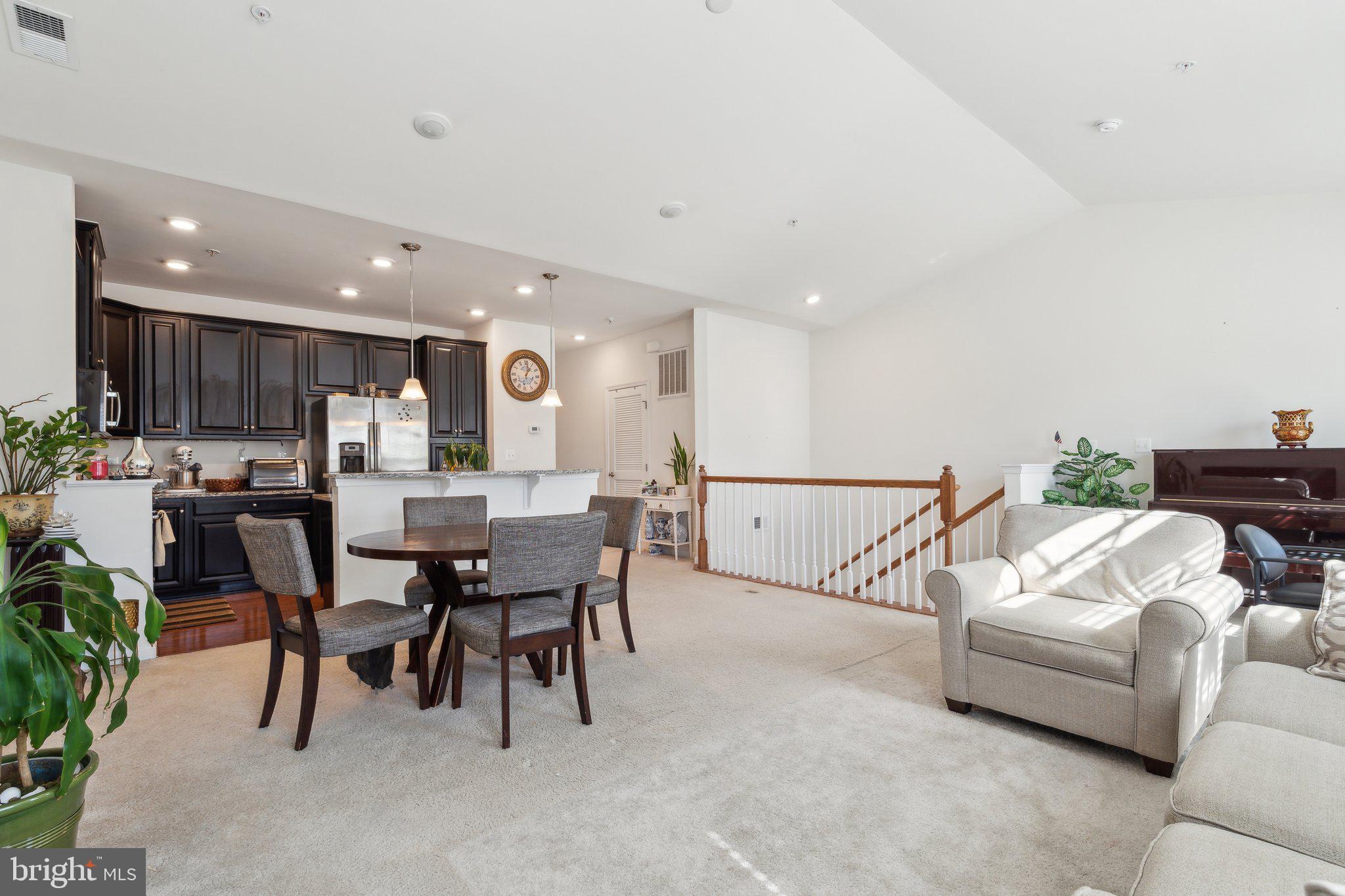 42116 PIEBALD SQUARE
